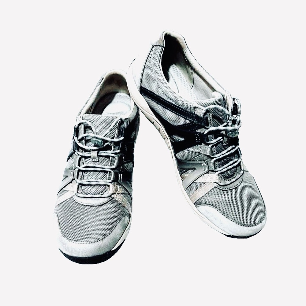 Dansko Henrietta Sneakers, Size US 8/8.5 EUR 40, Light Gray
